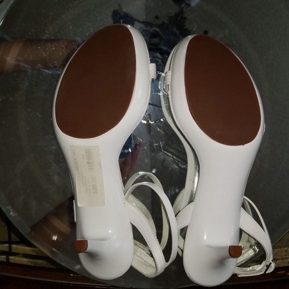 Carlos Santana White Sparkle Heel - Picture 4 of 6